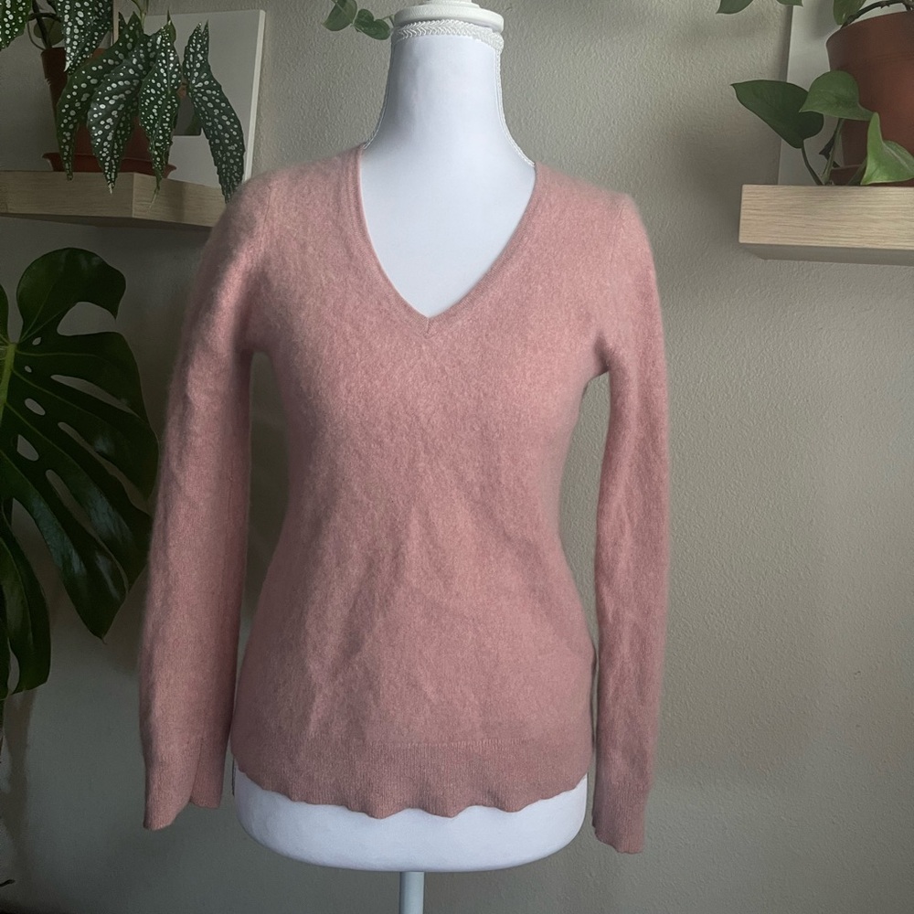 Cashmere Charter Club Soft Pink V-Neck Sweater